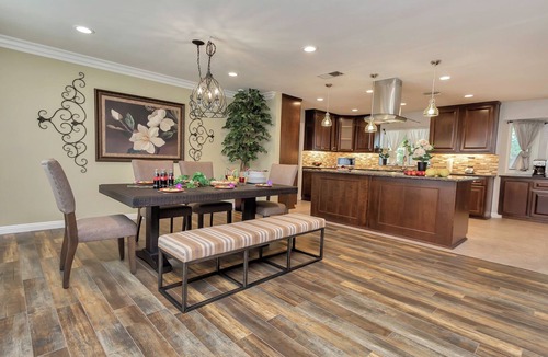 Hermosa Village House | Disneyland walking distance 5 bedrooms and 3 bath in Anaheim, Ca.