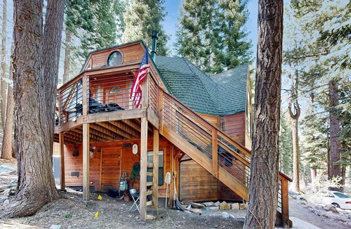 Truckee House | Dog-friendly escape with central AC and fireplace - Recreation Center & Beach Club