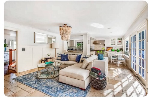 Mesa Verde House | Dog-friendly estate with pool, bikes, sports courts, gourmet kitchen, W/D, & AC