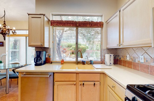 Rancho Vistoso House | Dog-friendly home with pool, hot tub, tennis, gym, patio, on-site restaurant, AC