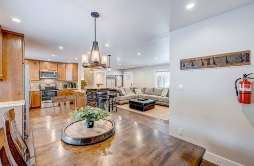 Incline Village House | Dog-friendly modern abode with large yard, fireplace, cable & washer&dryer