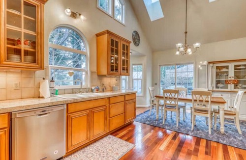 Rio Dell Apartment | Dog-friendly, riverfront home on a cliff w/river views, private hot tub.