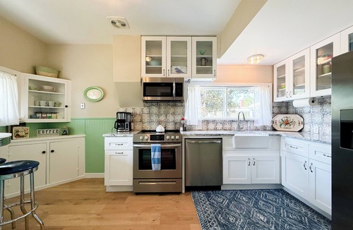 Carlton House | Dog-Friendly Wine Country Stay w/Firepit & AC