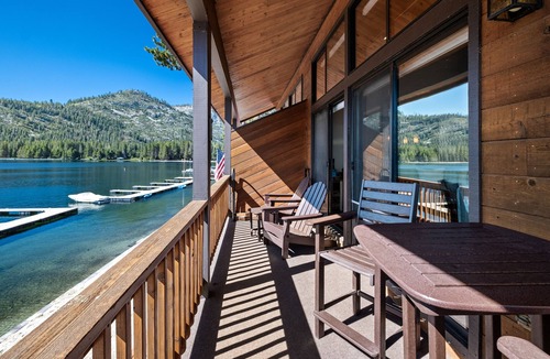 Truckee Condo | Donner Vista | Relaxing Lakefront Stay with Expansive Water Views and Private Deck