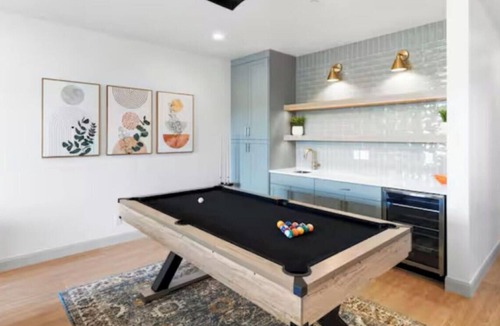 Washington House | Double the fun @ The Isle - 2 Homes | Up to 24!