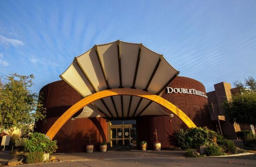 American Canyon Hotel | DoubleTree by Hilton Napa Valley - American Canyon