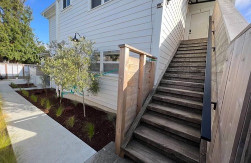 Arcata Apartment | Downtown Arcata Farmers Market Apartment
