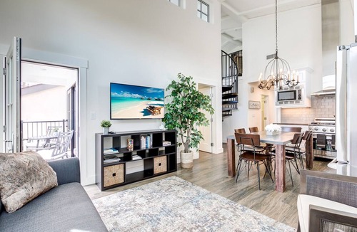 Corona del Mar Condo | *Dreamers Landing!*Luxury in Corona Del Mar*Ocean Side of PCH*