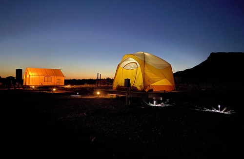 Fredonia Apartment | Dreamy Glamp Tent + community hot tub-firepit
