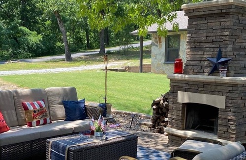 Eucha Cottage | Dripping Springs Lakeview Retreat