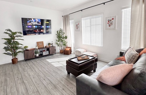 North Las Vegas Condo | Dual primary bedrooms! Spacious, condo with attached garage in North Las Vegas