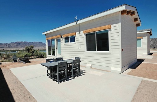 Topock Cabin | Dwell Lake Havasu