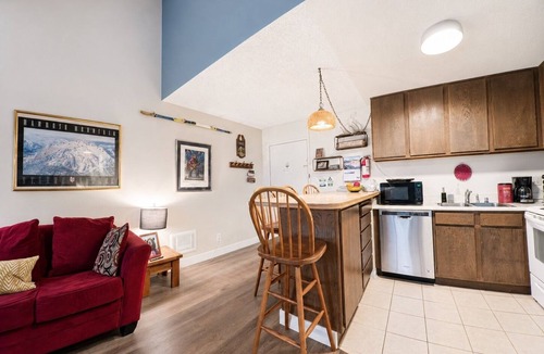 Mammoth Lakes Ski Chalet | Eagle Summit Collection