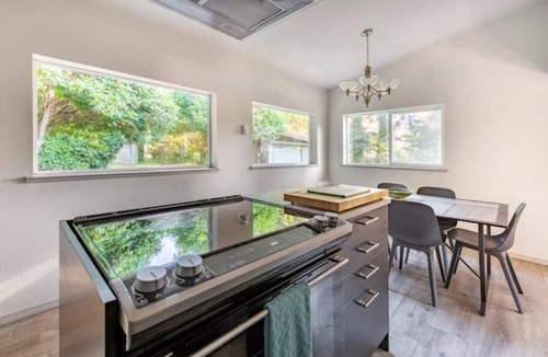 Yachats House | Earthworks Art House, Forest Retreat Near Ocean Trails