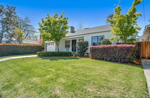 East Sacramento House | East Sacramento Charmer