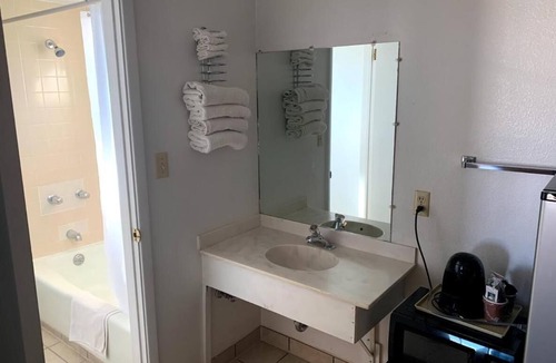 Kingman Hotel | Economy Inn