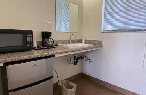 Paso Robles Hotel | Economy Inn
