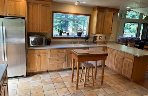 Myers Flat House | Eel River house