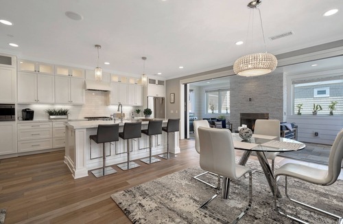 Corona del Mar House | Elegant 3-bedroom Beach house with AC and WiFi