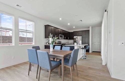 Westmont House | Elegant Oasis Residence on Rio Grande #42030