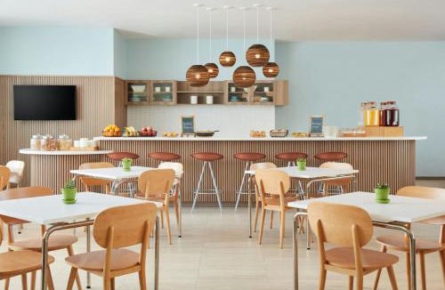 Mission Valley East Hotel | Element by Marriott San Diego Mission Valley