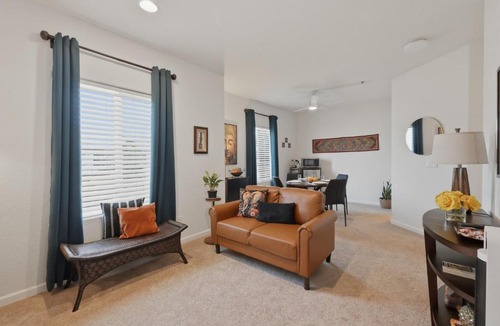 Elk Grove House | Elk Cove Couple's Basecamp home