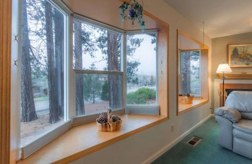 Mountain View Estates House | Elk Forest Escape - Economy Family Abode
