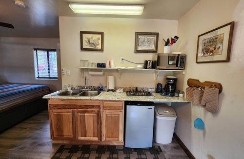 Payson Cabin | Elk Haven Cabins - Cabin 3