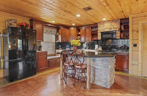 Payson Cabin | Elk Surprise Hillside Hideaway