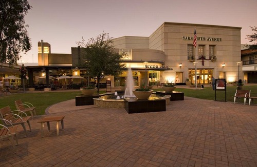 Camelback East Hotel | Embassy Suites Phoenix - Biltmore