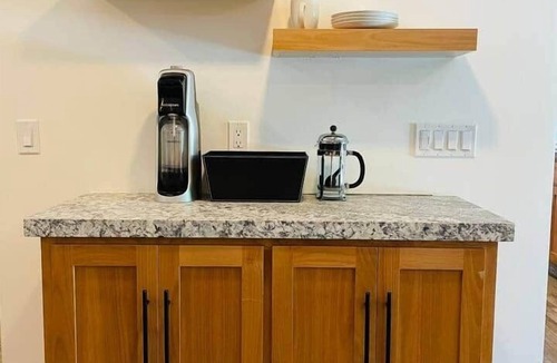 Nevada City Apartment | Empire Suite