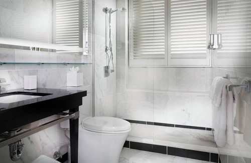 Theater District Hotel | Enchanting Celebrity King Suite, Relaxing Room, Amidst Union Square's Charm