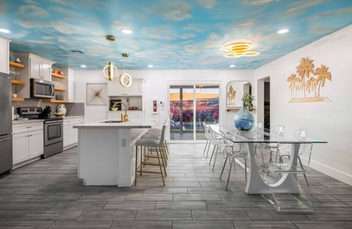 Village Grove House | Endless Summer: 5BR 7Beds Heated Pool Light Show