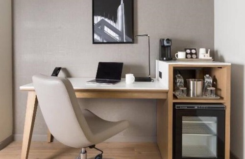 Sunnyvale House | Enjoy down-to-earth hospitality at our rooms !