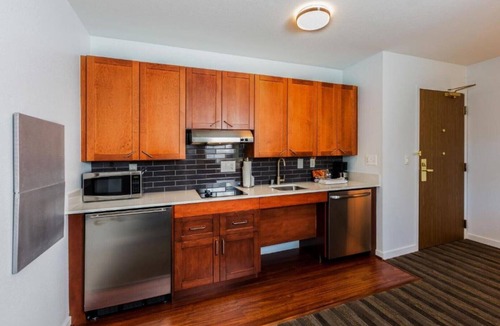 San Ramon House | Enjoy the Comforts of Home at Our Extended Stay Room in San Ramon