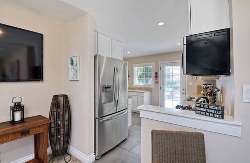 East Side Capistrano House | Enjoyable house with Ocean views and open space views in Oceanside.
