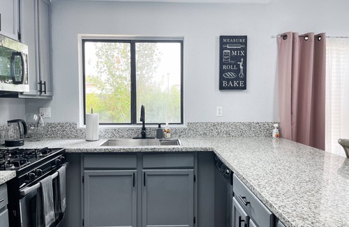 North Highlands House | Entire beautiful 2 bedroom house.