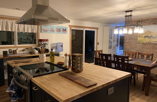 Monmouth House | Entire House Luxury Farm Stay w Animals Hot Tub