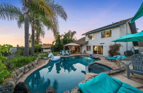 Rancho Penasquitos House | Entire Private House with Hot Tub, King Bed, Garage, Grand View, 3 Bedrooms, Available Now