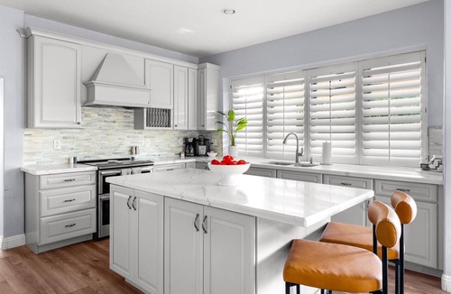 Paradise Park Vista House | Epic Family Getaway | Sport Court | Heated Pool