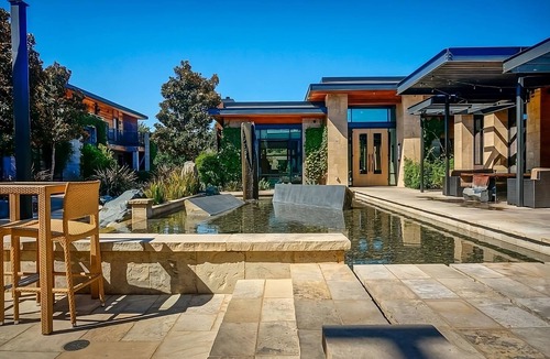 Yountville House | Escape to Luxury w/ Private Patio, Cocktail Pool! Near Napa Valley Vineyards!
