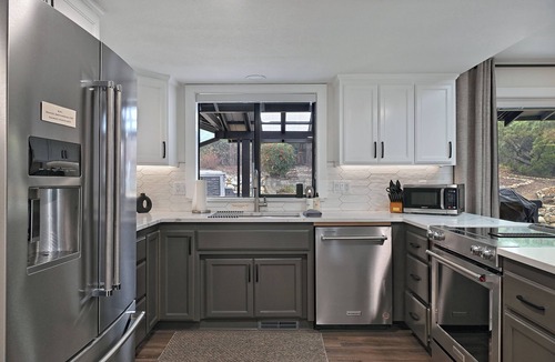 Medford House | Escape to Manor Hill Haven! Accessible 2BR retreat with hot tub, modern comfort & mountain views. Perfect for families, couples & business travelers.