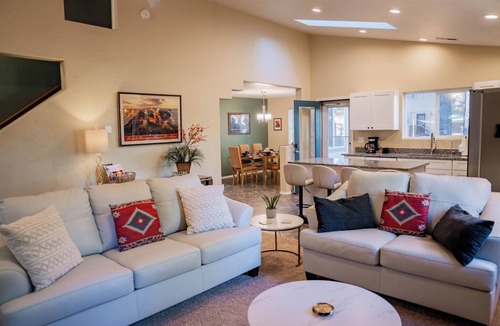 Ponderosa Trails House | Escape to the Pines - Sleeps 9