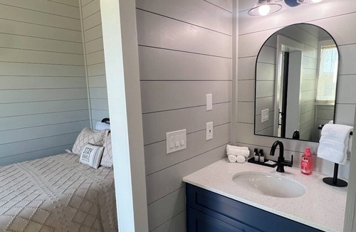 Fair Play Cottage | Escape to the Vineyard: Experience Luxury in our Tiny Home