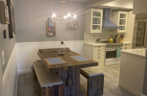 Del Obispo Condo | Escape to your seaside cottage retreat and tropic tranquility