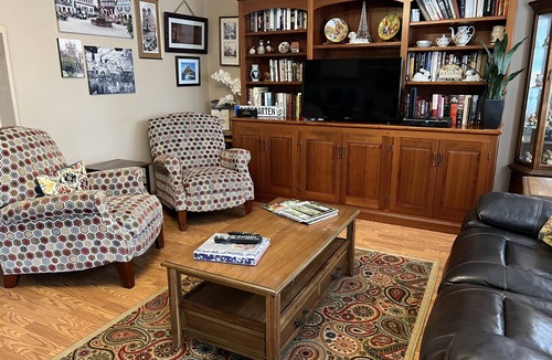 Eureka Apartment | Europe in the Redwoods