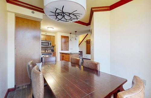 Olympic Valley Condo | Everline Resort & Spa Ski-in-ski-out condo with elevator, pool, hot tub, & spa