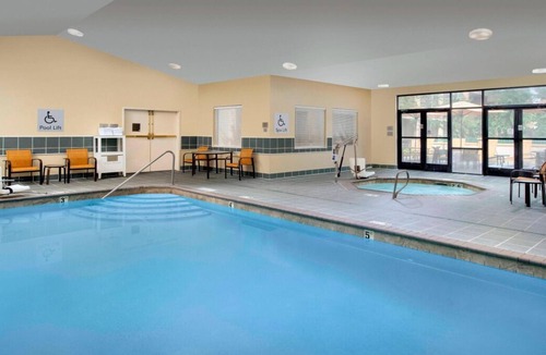 Tanasbourne House | Exciting Games at Hillsboro Stadium! 2 Relaxing Units, Pool, Pet-friendly!