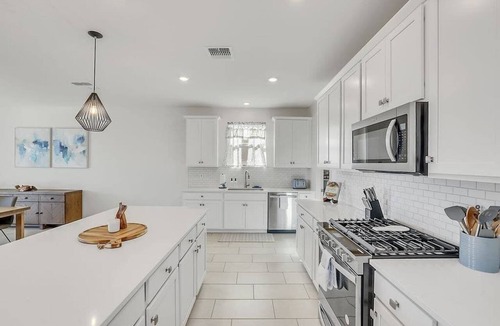 Maricopa County House | Exclusive 4BR- Pool, Spa, EV Charger