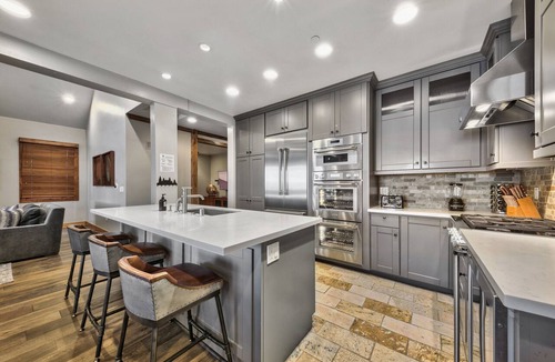 Sierra Shores Condo | Exclusive Lakefront Luxury by Heavenly, Hot Tub | PEAK SS14